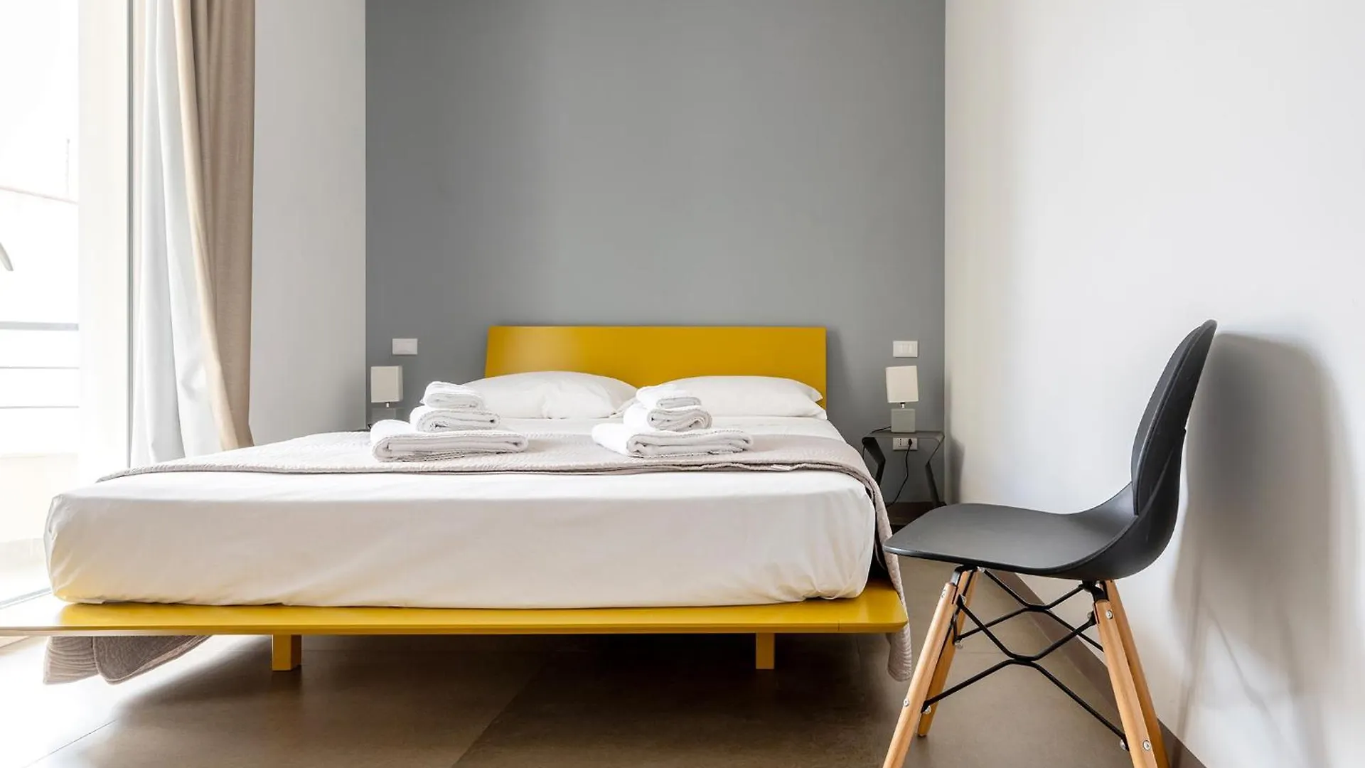 Serafini Rooms Noto Bed & Breakfast