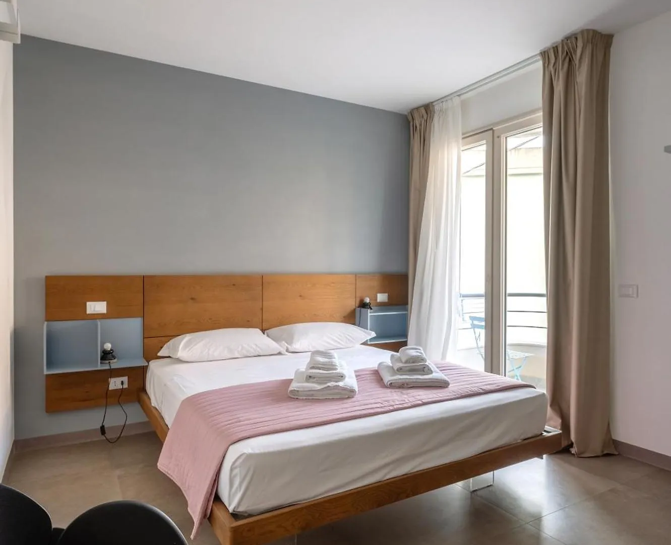 Serafini Rooms Noto 0*,