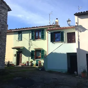 casa-lory-montevitozzo-frazione-sorano-camera-con-bagno.it-tuscanyhotel.com/