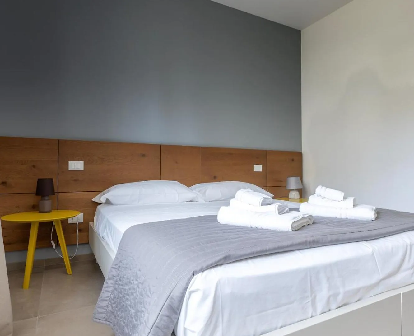 Serafini Rooms Noto Bed & Breakfast
