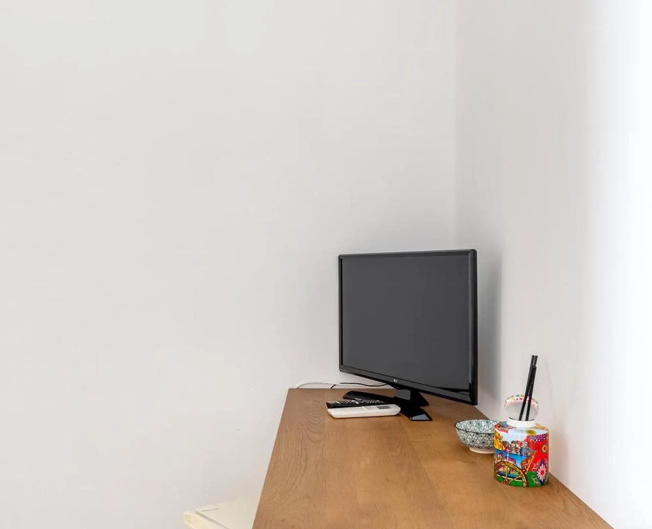 נוטו Serafini Rooms לינה וארוחת בוקר