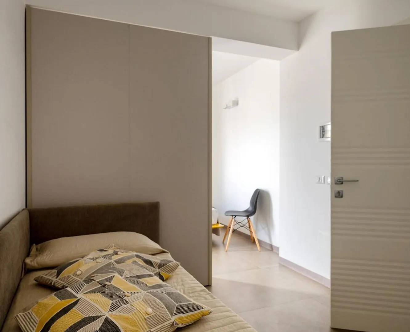 Serafini Rooms Noto 0*,  Italy